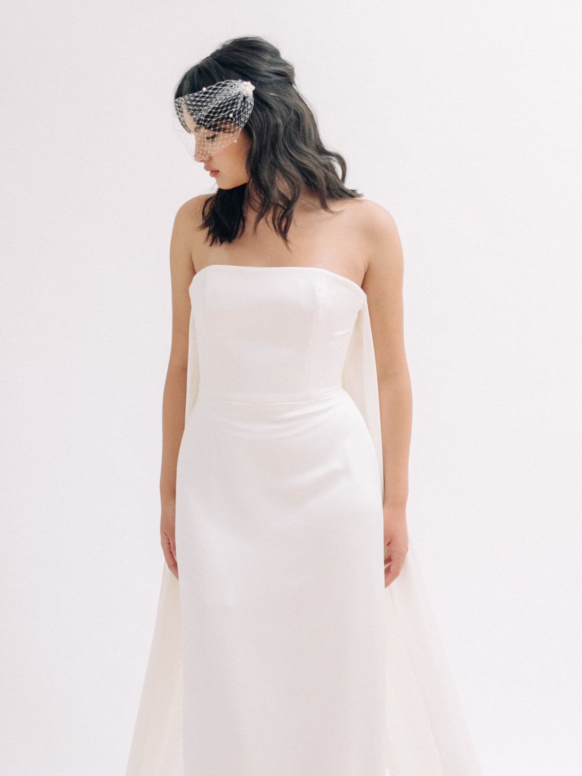 Neve - Ivoor vogelkooisluier met zoetwaterparels - Ivory Birdcage Veil with Freshwater Pearls Hanna Peters x Gibson Bespoke