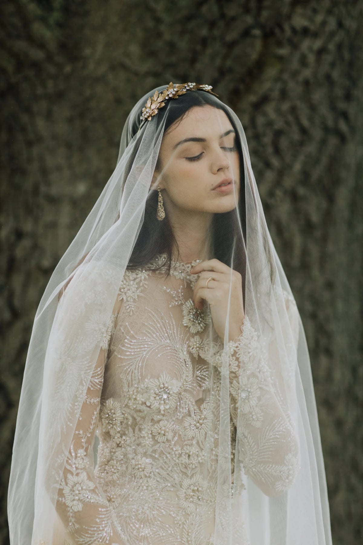 Anna - Chantilly kanten bruidssluier van fijne tule - Chantilly Lace Bridal Veil in Fine Tulle Hanna Peters x Gibson Bespoke