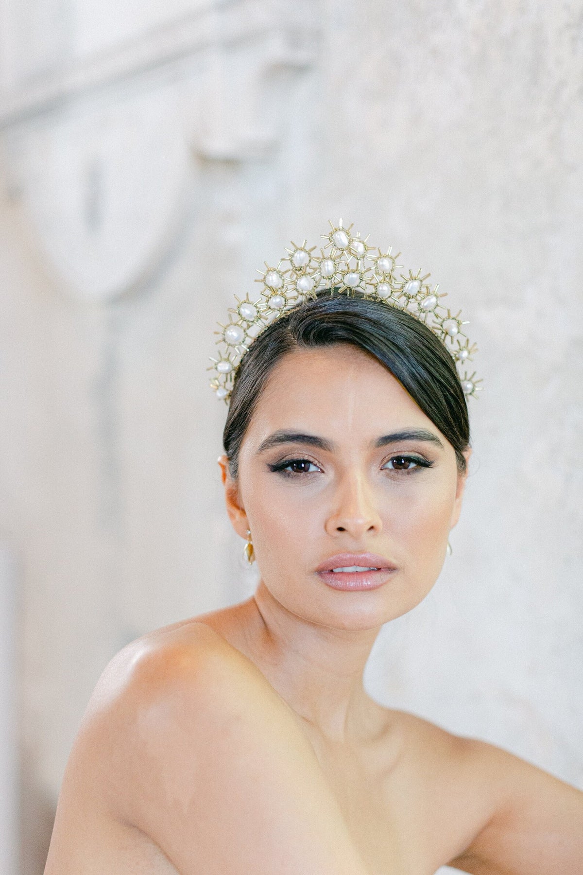 Aster – Ivoor Sterbloemen Haarband met Barokparels – Ivory Star Flower Headband with Baroque Pearls – Hanna Peters × Gibson Bespoke